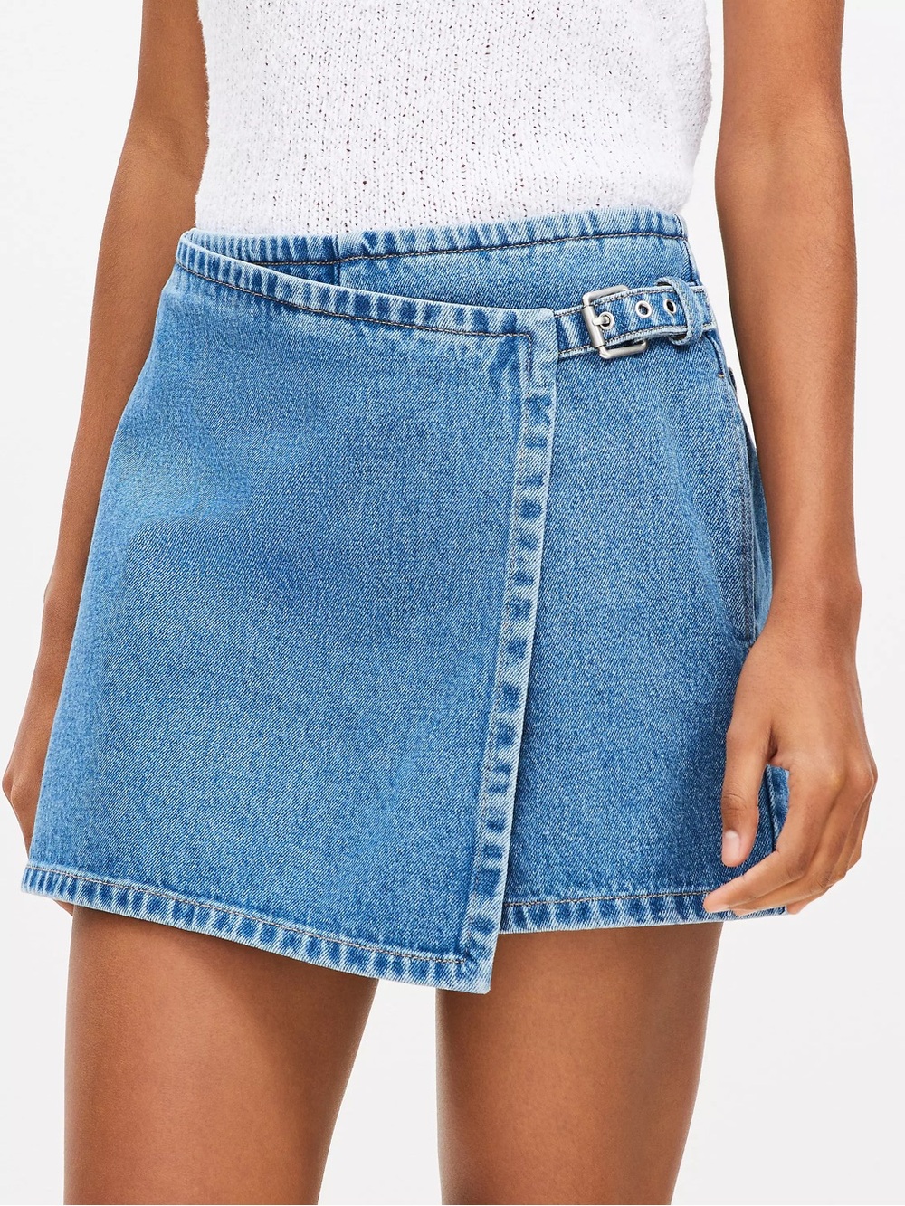 Loft Denim Mini Skort in Light Wash Indigo.  Size 4